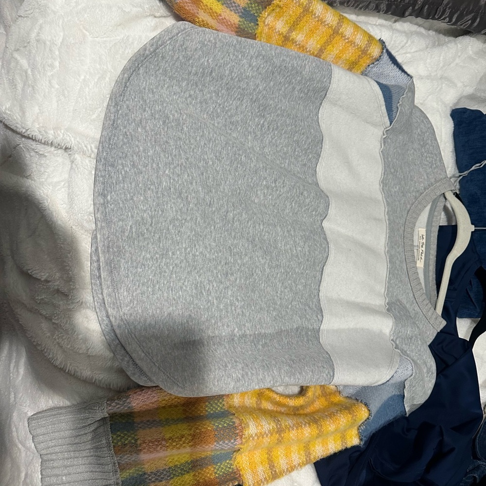 We The Free Heather Gray Knit Top